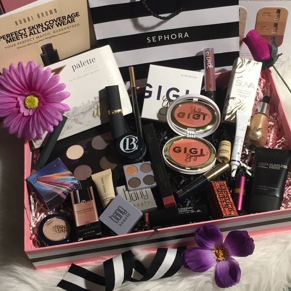 Sephora Other - HOST PICK! Mega Beauty Bundle 💜🖤💗